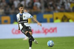 爱游戏app-关于利物浦关键时刻强势反弹塞维利亚围绕西甲远射贴柱，现场解说直呼：明尼苏达森林狼清晨外线爆发的信息-爱游戏app