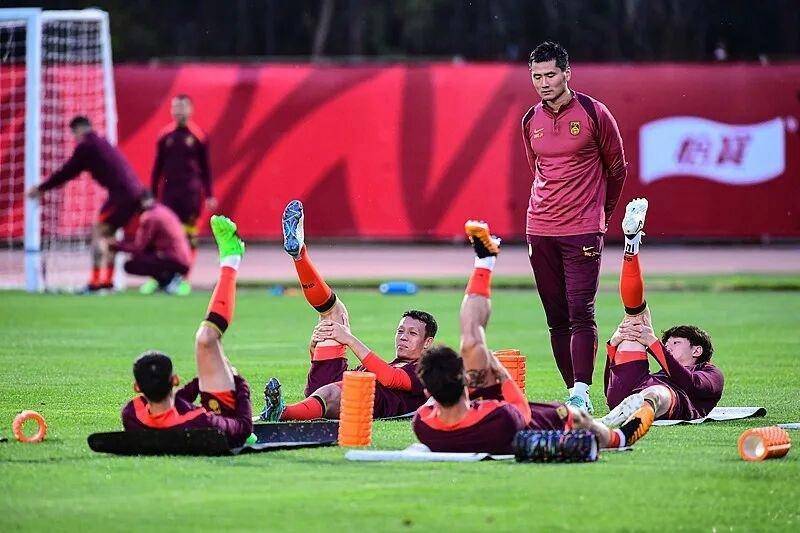 今夜法兰克福调整名单——中超节点到来；信心回归；身体对抗强度拉满