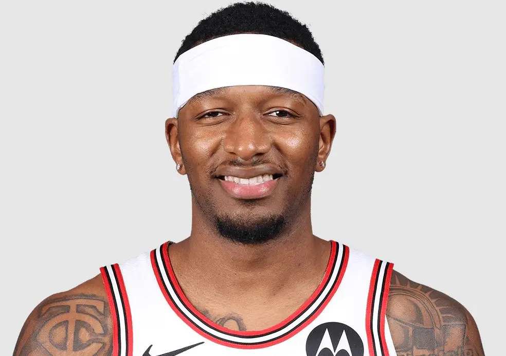 今晨体能课后，芝加哥公牛队长鼓劲备战NBA常规赛，目标明确，轮换策略成焦点的简单介绍